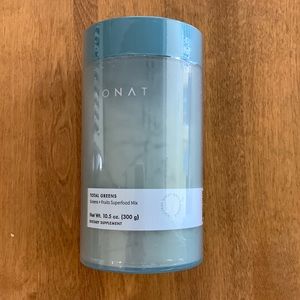 MONAT Total Greens